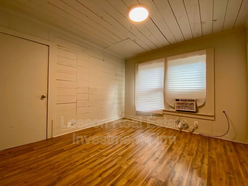 Quaint 3 Bedroom 2 Bath Home Available for Rent! property image