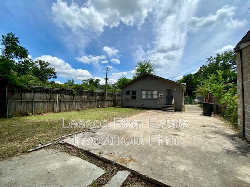 Quaint 3 Bedroom 2 Bath Home Available for Rent! property image