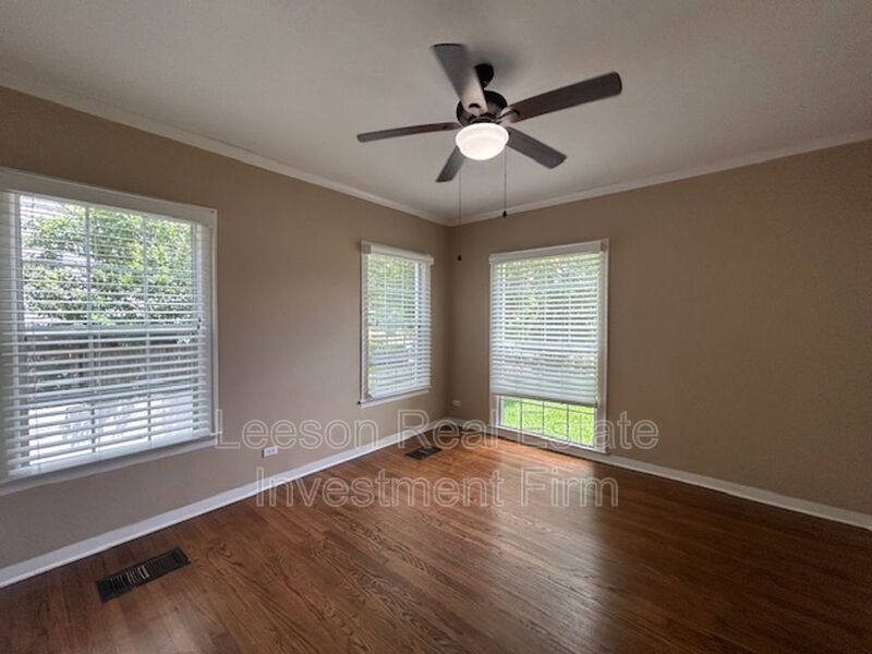 Beautiful 1 Bedroom 1 Bath Available In Highland property image