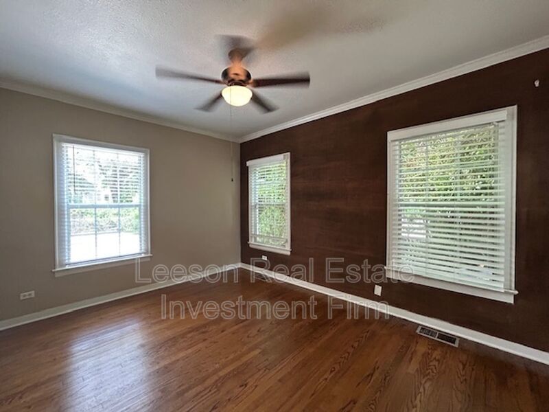 Beautiful 1 Bedroom 1 Bath Available In Highland property image