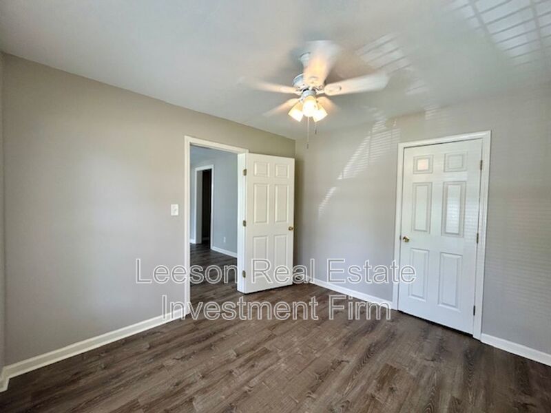 Elegant 3 Bedroom 2 Bath Home Available in South Highlands property image