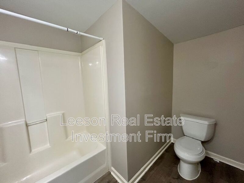 Elegant 3 Bedroom 2 Bath Home Available in South Highlands property image