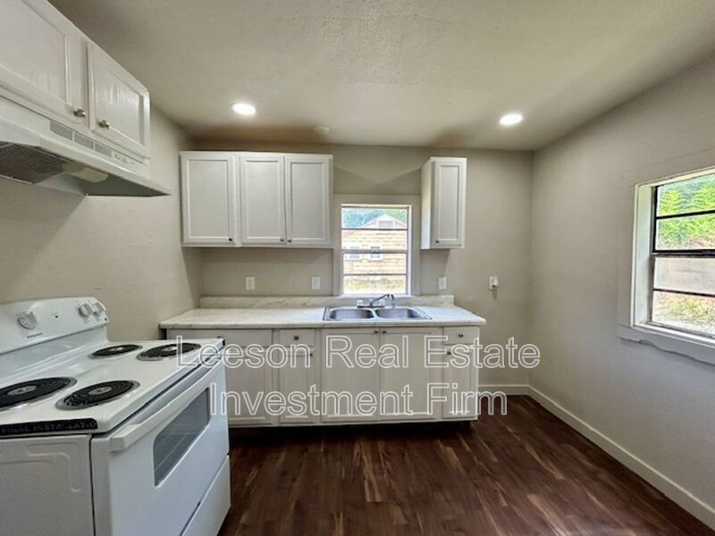 3 Bedroom 1 Bath Home for Lease! property image