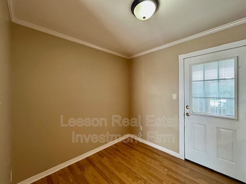 Beautiful 2 Bedroom 1 Bath Rental in Springlake-University Terrace property image