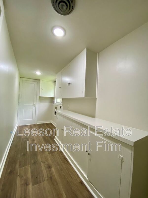 Welcome to Broadmoor!  Beautiful 3 Bedroom 2 Bath Rental Available property image
