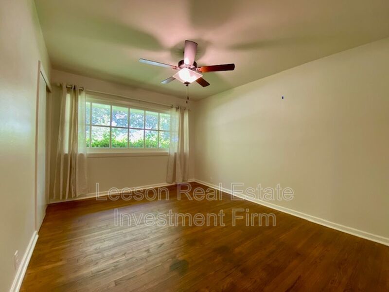 Welcome to Broadmoor!  Beautiful 3 Bedroom 2 Bath Rental Available property image