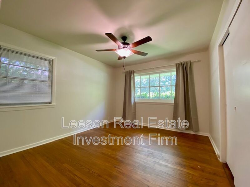 Welcome to Broadmoor!  Beautiful 3 Bedroom 2 Bath Rental Available property image