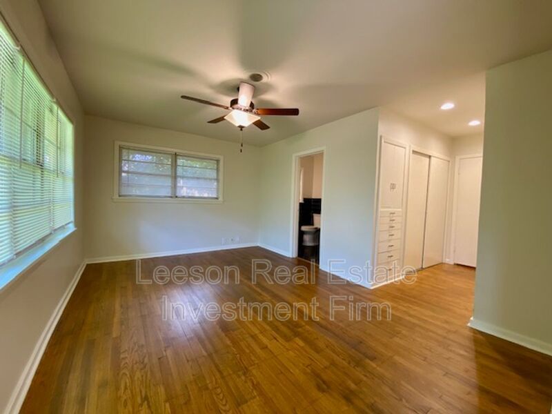 Welcome to Broadmoor!  Beautiful 3 Bedroom 2 Bath Rental Available property image
