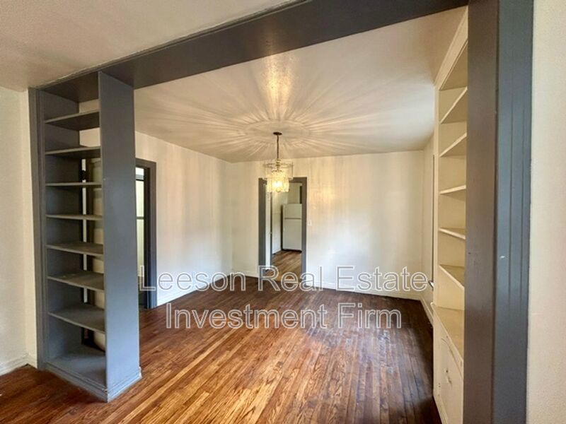 Charming 2 Bedroom 1 Bath Rental Available property image