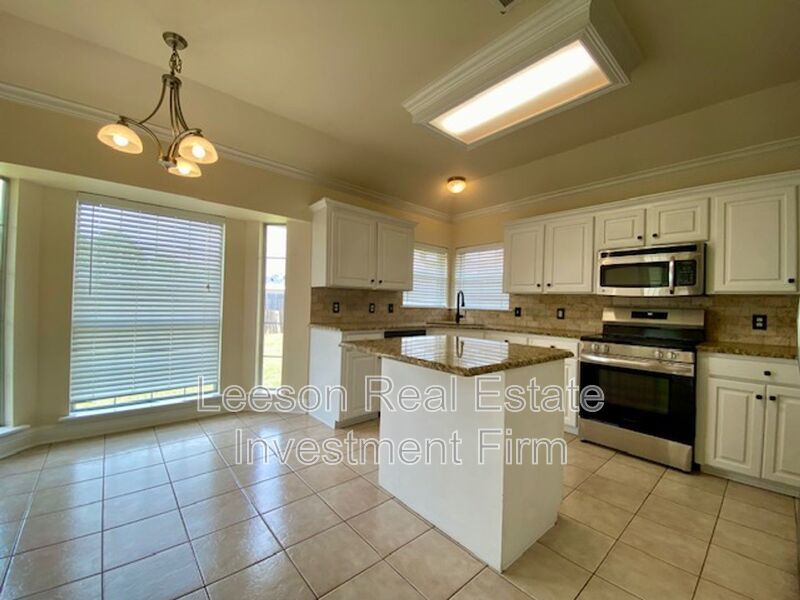 3 Bedroom 2 Bath Home Available in Stockwell Neighborhood! property image