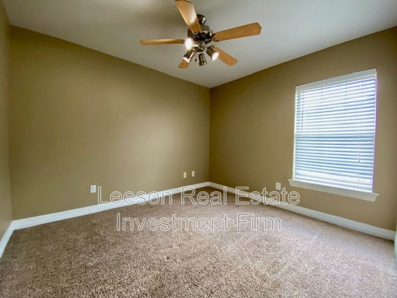 3 Bedroom 2 Bath Home Available in Stockwell Neighborhood! property image