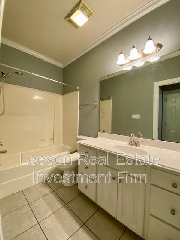 3 Bedroom 2 Bath Home Available in Stockwell Neighborhood! property image