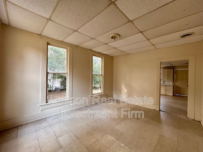 2 Bedroom 1 Bath House for Rent! property image