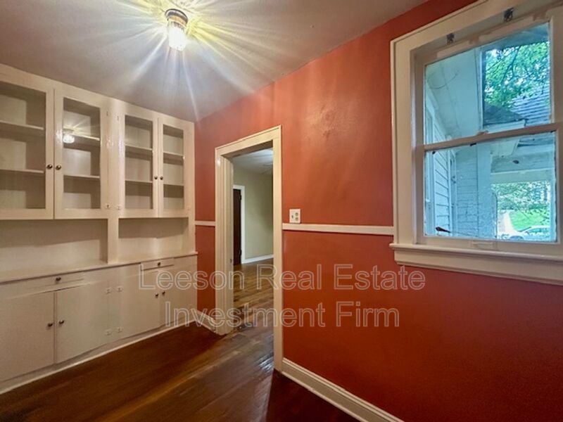 BEAUTIFUL, SPACIOUS 1 BEDROOM DUPLEX IN HIGHLAND property image