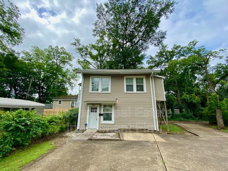 2 Bedroom 1 Bath Detached Apartment Available in South Highland! property image