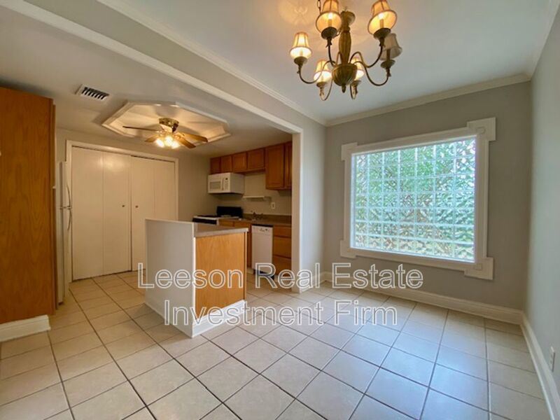 2 Bedroom 1 Bath Detached Apartment Available in South Highland! property image