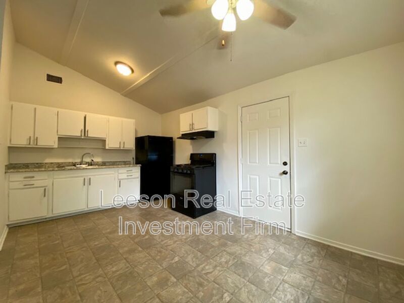3 Bedroom 1 Bath Home Available in Bossier City, LA! property image