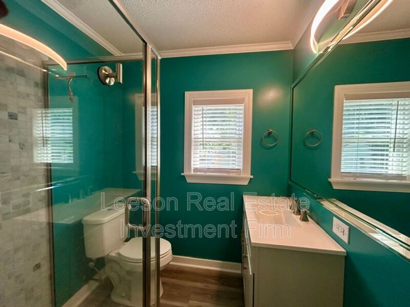 Gorgeous 3 bedroom 2 bath home in Highland/Stoner Hill Neighborhood property image