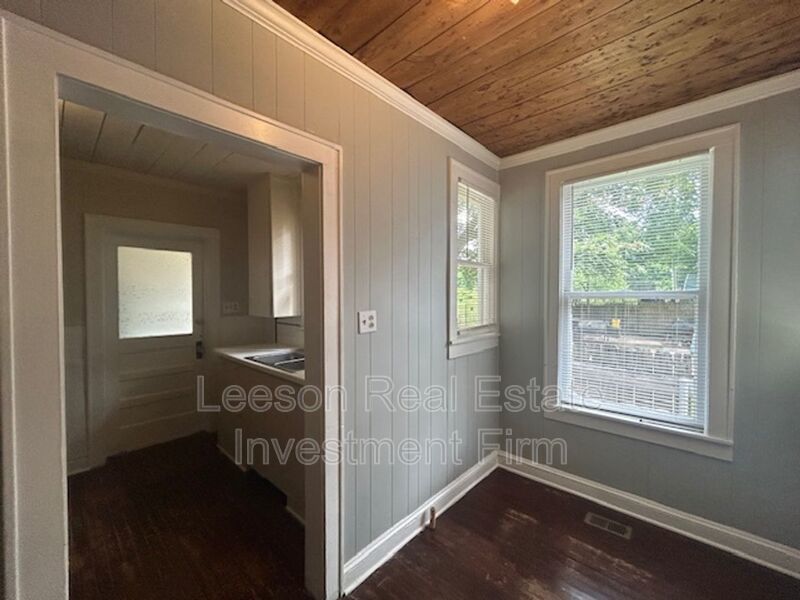 1 Bedroom 1 Bath Rental Available property image