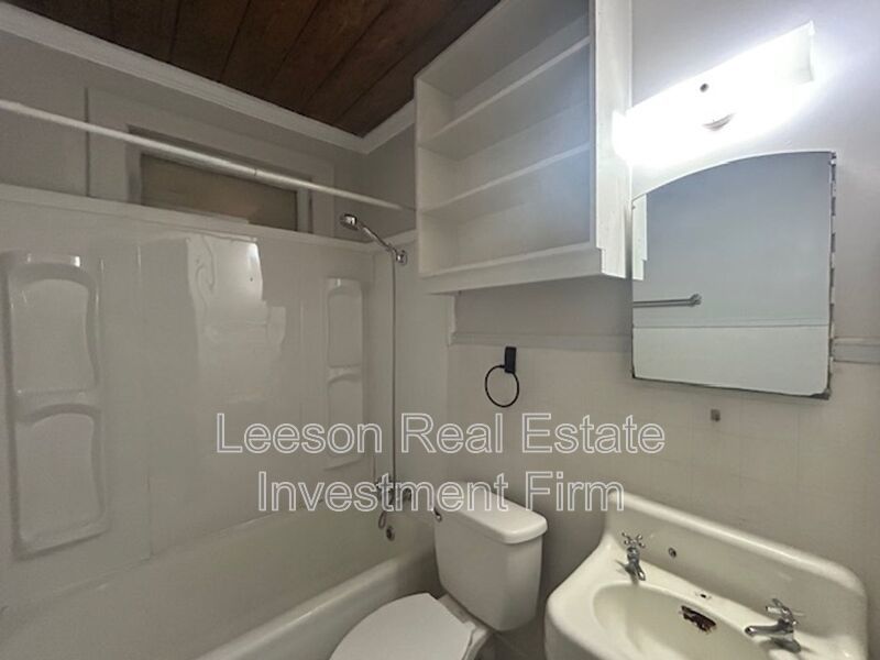 1 Bedroom 1 Bath Rental Available property image