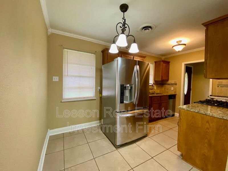 SOUTHERN HILLS SUBDIVISION - 3 BEDROOM 1 BATH property image