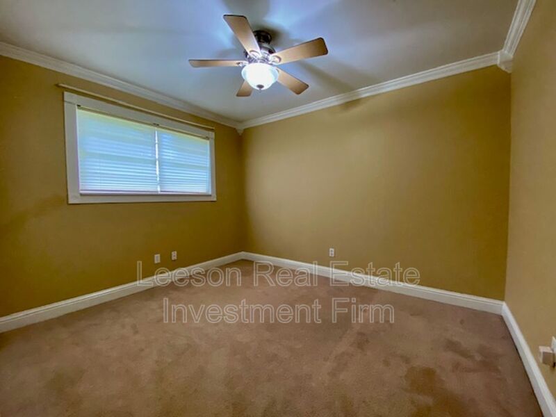 SOUTHERN HILLS SUBDIVISION - 3 BEDROOM 1 BATH property image