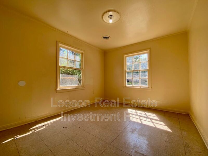 Quaint 2 Bedroom 1 Bath Home Available for Rent! property image