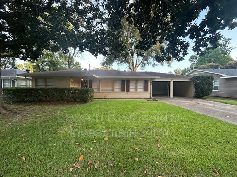 3 Bedroom 1.5 Bath Home Available in Broadmoor Neighborhood! property image
