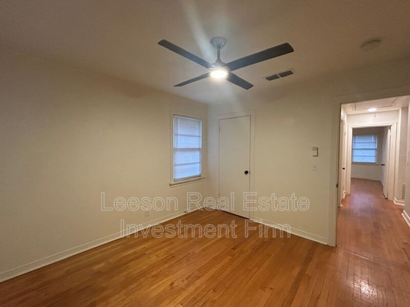 3 Bedroom 1.5 Bath Home Available in Broadmoor Neighborhood! property image