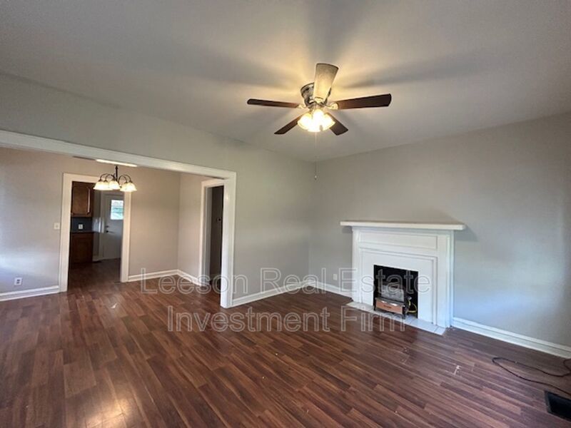 2 Bedroom 1.5 Bath Home Available for Rent property image