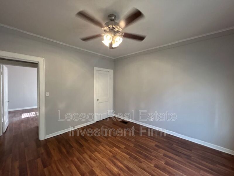 2 Bedroom 1.5 Bath Home Available for Rent property image