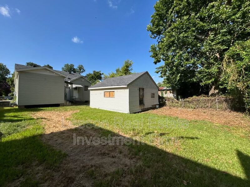2 Bedroom 1.5 Bath Home Available for Rent property image