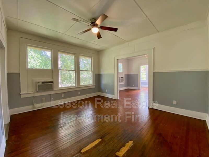 Historical Highland Upstairs Apartment for Rent! property image