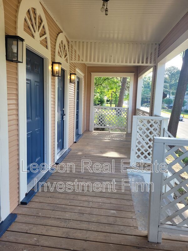 Historical Highland Upstairs Apartment for Rent! property image