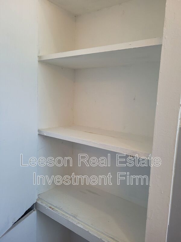 Historical Highland Upstairs Apartment for Rent! property image