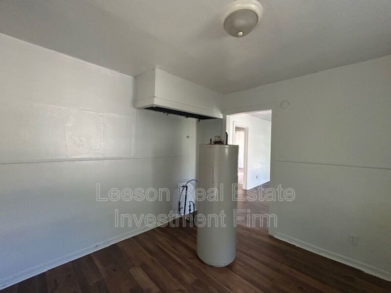 2 Bedroom 1 Bath Home Available for Rent! property image