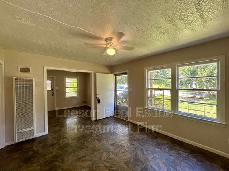 3 Bedroom 1 Bath Home Available for Rent! property image