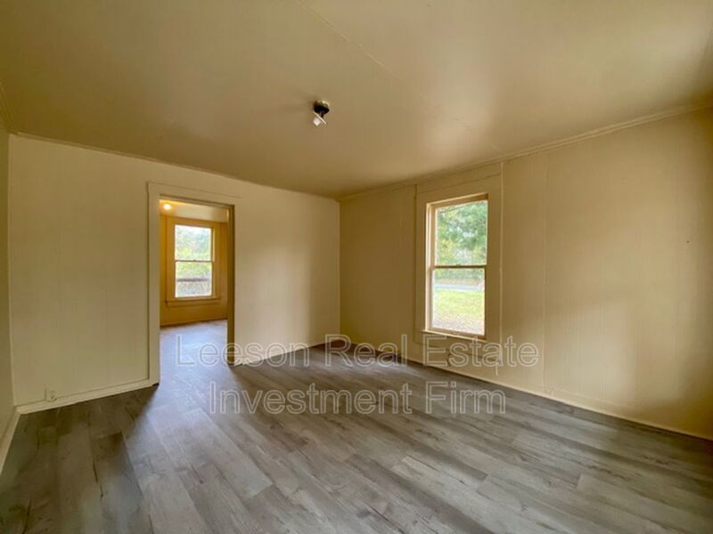 1 Bedroom 1 Bath House in Sunset Acres property image