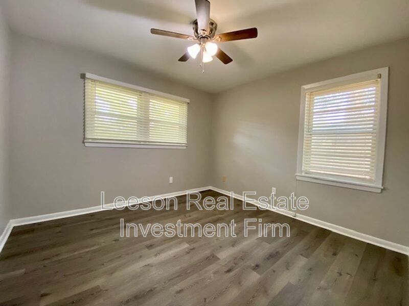 Discover this well-appointed 3-bedroom, 1.5-bath home in Shreveport, LA property image