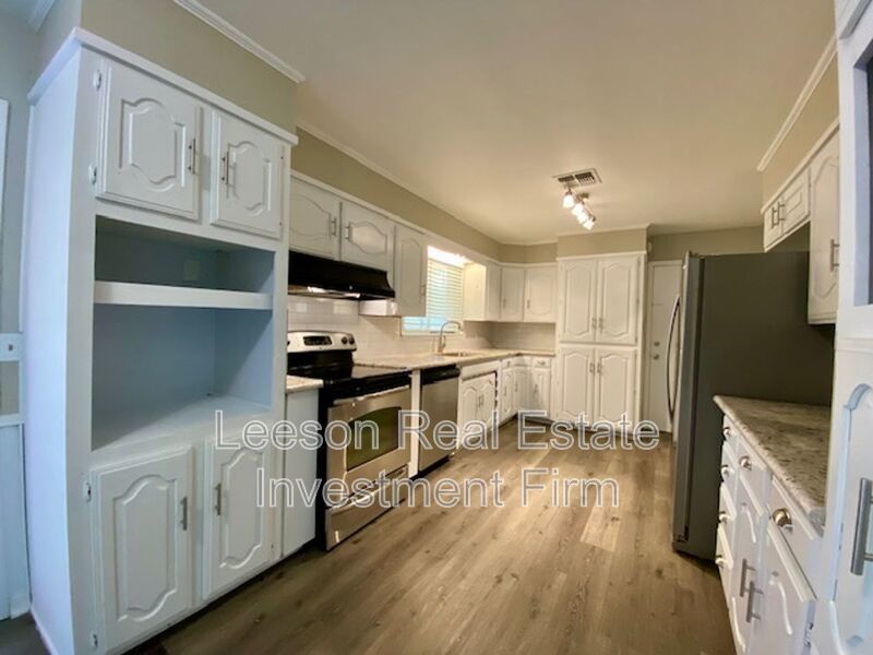 Discover this well-appointed 3-bedroom, 1.5-bath home in Shreveport, LA property image