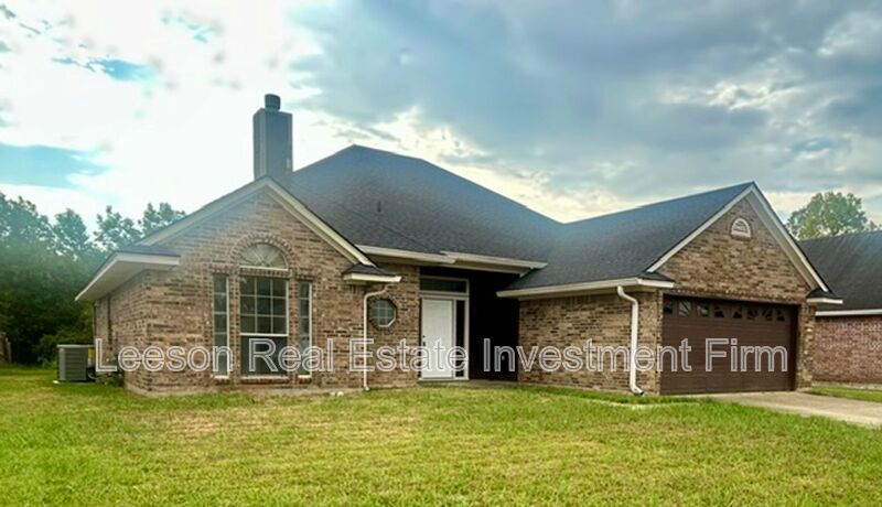 3 Bedroom 2 Bath Home Available in Bossier Parish property image