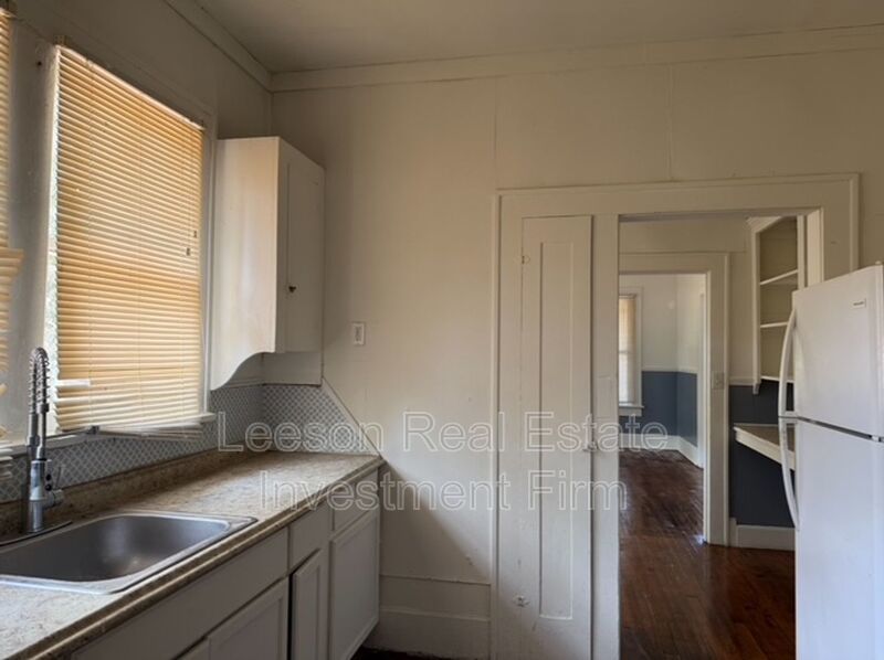 3 Bedroom and 1 Bath, 2803 FREDRICK SHREVEPORT, LA. property image
