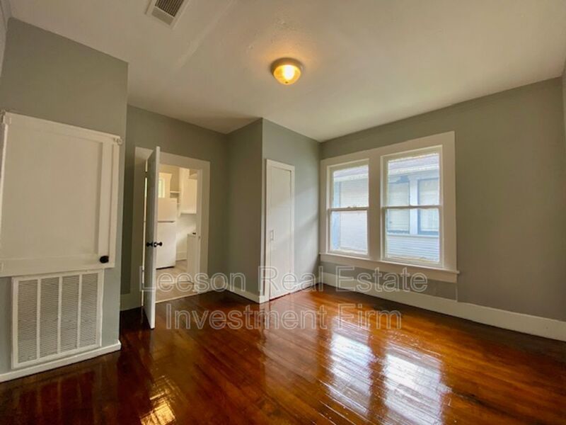 4 Bedroom 1 Bath Home Available for Rent! property image
