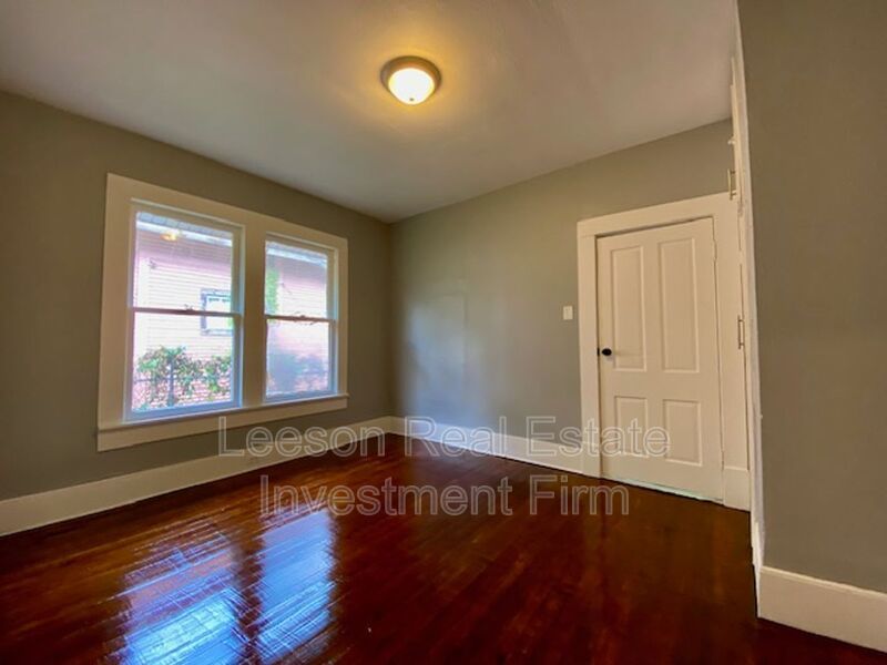 4 Bedroom 1 Bath Home Available for Rent! property image