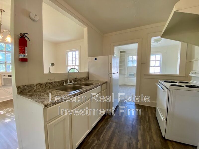 2 Bedroom 1 Bath Home Available for Rent! property image