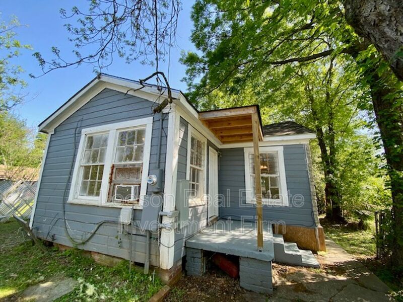 2 Bedroom 1 Bath Home Available for Rent! property image