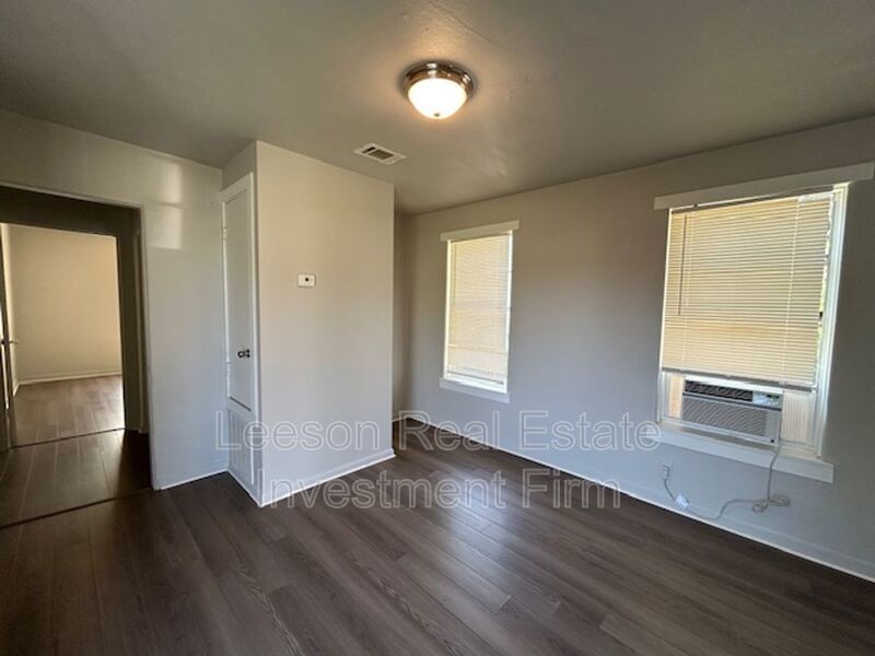 2 Bedroom 1 Bath Home Available for Rent! property image
