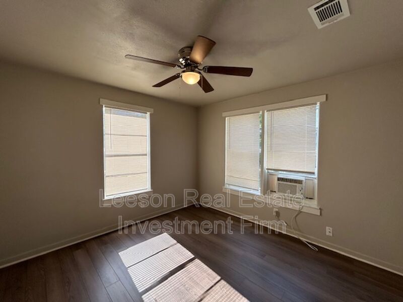 2 Bedroom 1 Bath Home Available for Rent! property image