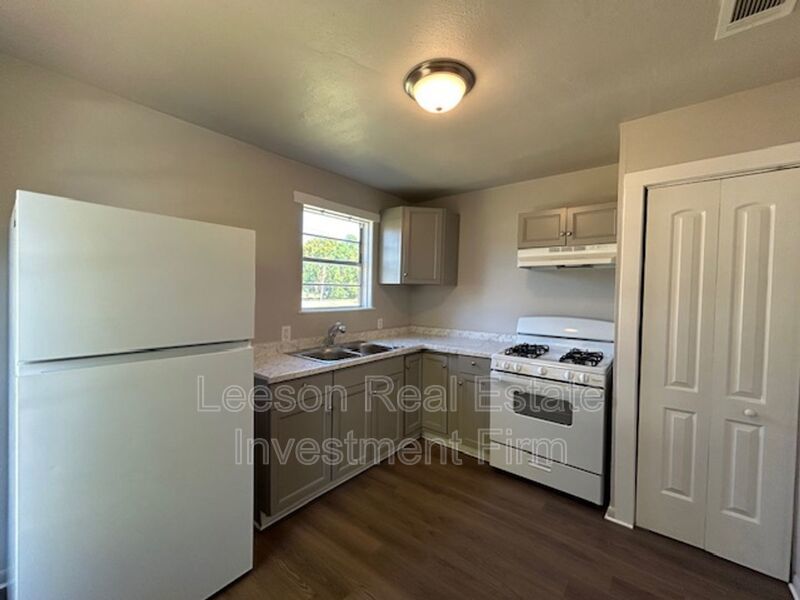 2 Bedroom 1 Bath Home Available for Rent! property image