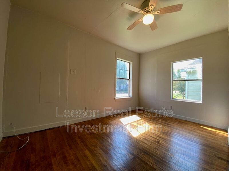 4 Bedroom 2 Bath Home in Bossier City, LA! property image